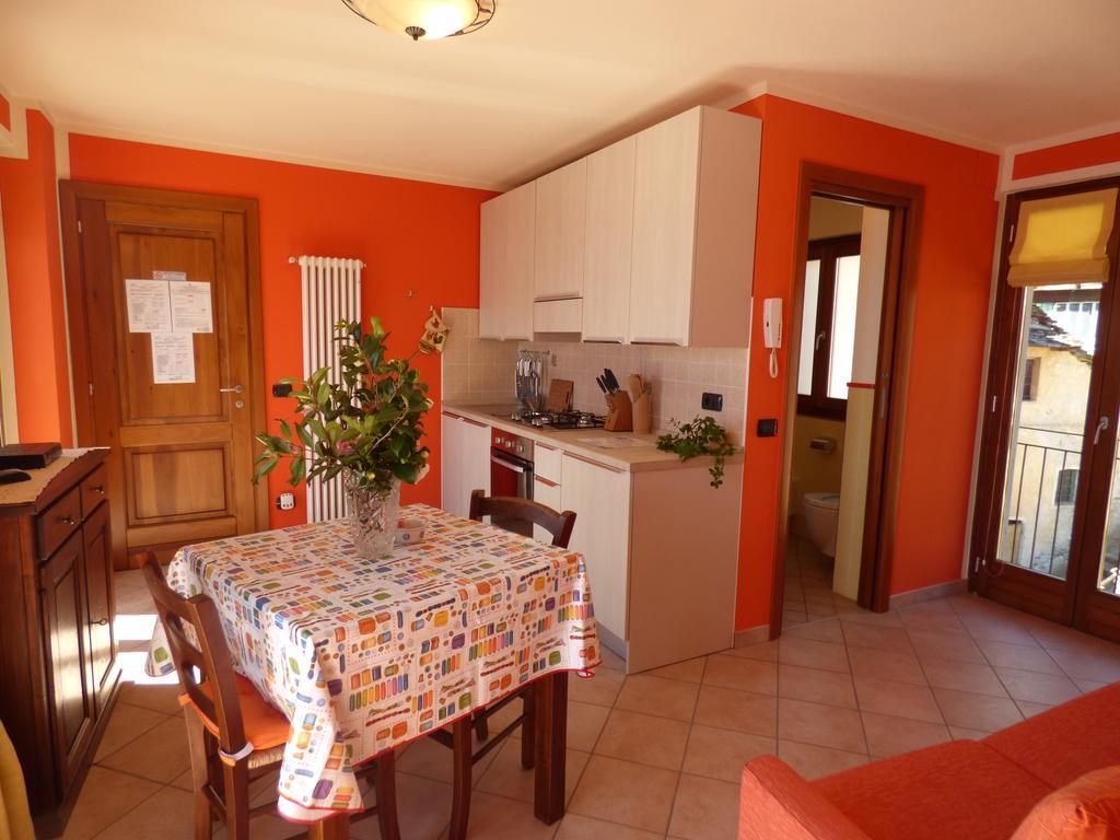 Casale Fe-Wo - Appartamenti Con Vista Lago Cannero Riviera Kamer foto