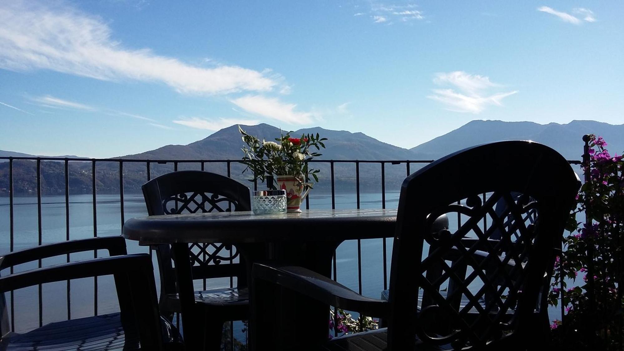 Casale Fe-Wo - Appartamenti Con Vista Lago Cannero Riviera Buitenkant foto
