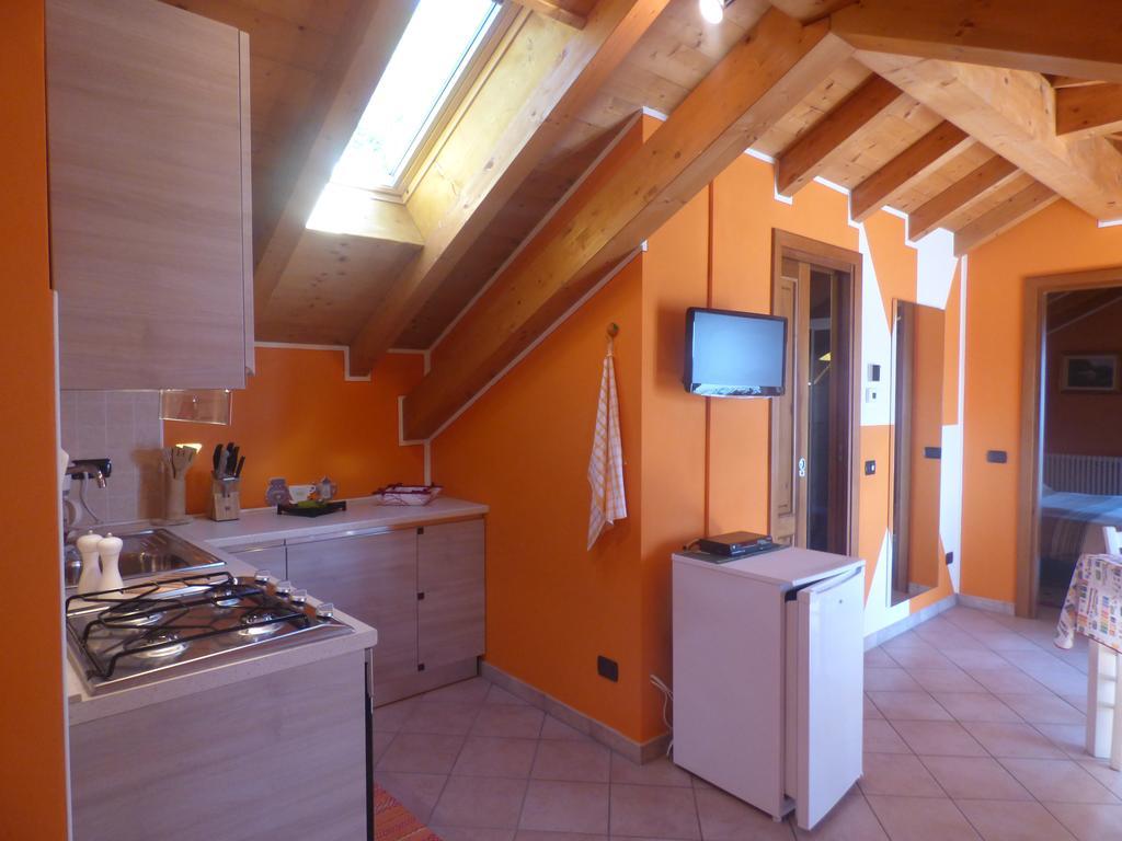 Casale Fe-Wo - Appartamenti Con Vista Lago Cannero Riviera Buitenkant foto